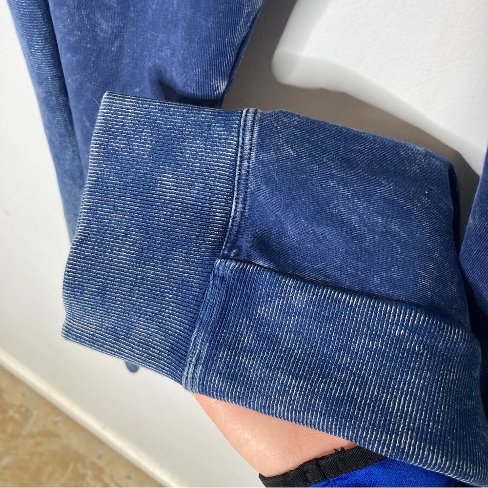 PINK Yoga Victoria's Secret Size Medium Blue Wash Out Joggers Sweatpants - Picture 4 of 9